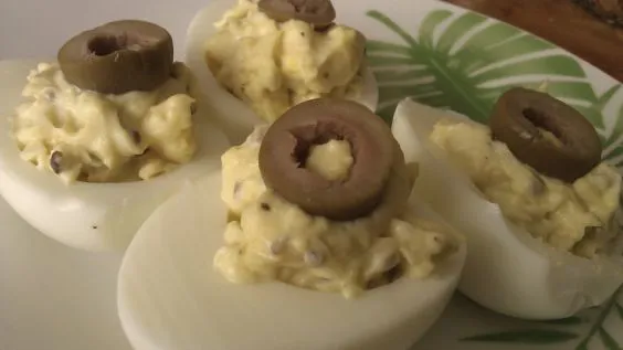 Spicy Avocado-Stuffed Deviled Eggs Recipe