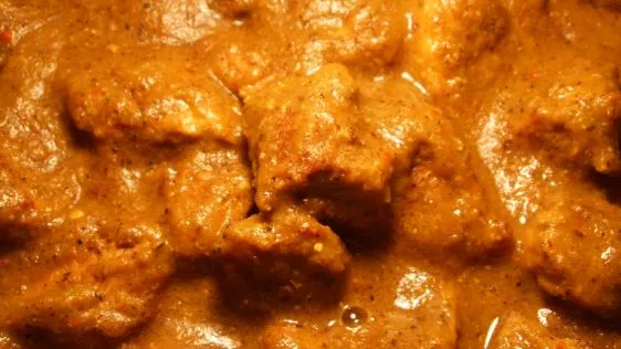 Spicy Goan Pork Vindaloo: A Tangy and Fiery Delight