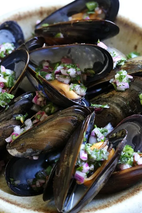 Spicy Piri Piri Steamed Mussels Recipe