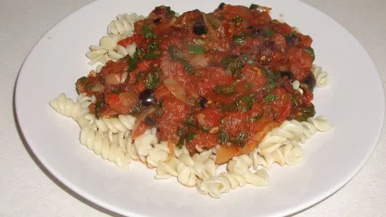 Spicy Tomato Sauce with Spinach and Olives