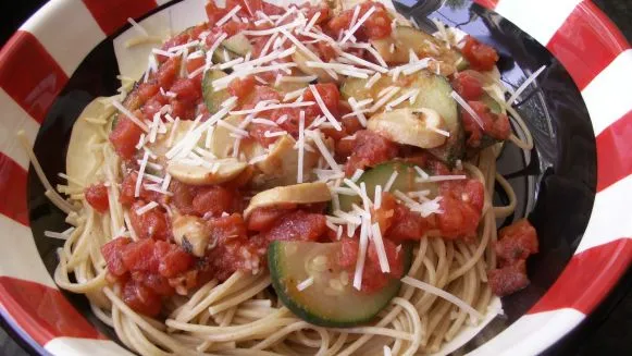 Spicy Tomato and Mushroom Spaghetti Delight