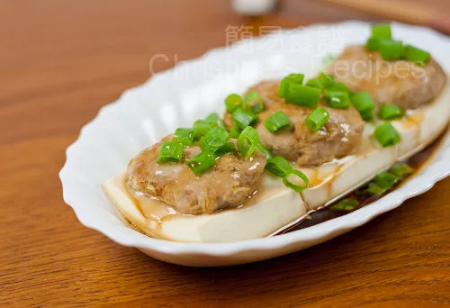 Succulent Pork-Stuffed Steamed Tofu Recipe