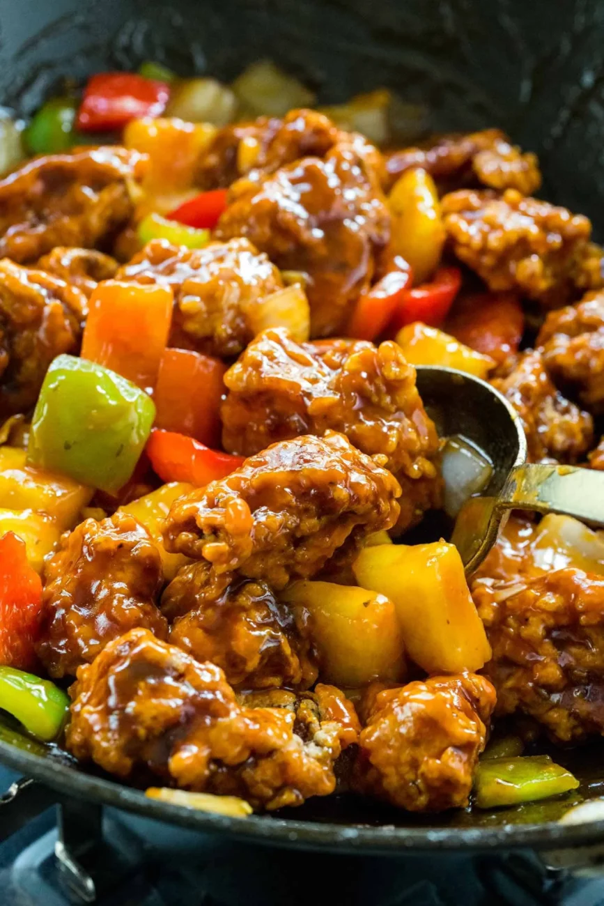 Tangy Sweet and Sour Pork Delight: A Flavorful Family Favorite Recipe