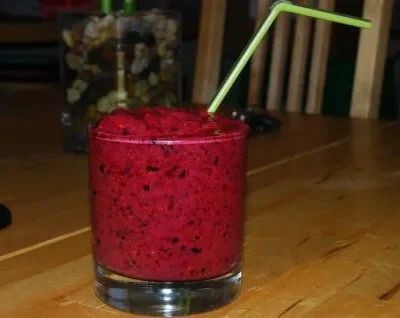 Triple Berry Bliss Smoothie: A Nutritious And Delicious Recipe