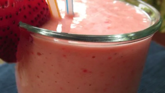 Tropical Strawberry Colada Smoothie Recipe