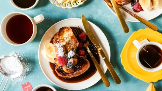 Ultimate Bananas Foster French Toast Recipe – Inspired by Surreys Cafe