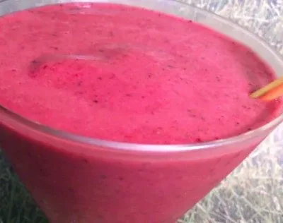 Ultimate Berry Blast Smoothie Recipe