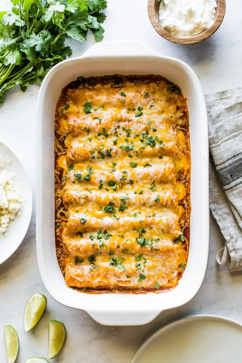 Ultimate Cheesy Chicken Enchiladas: A Crowd-Pleasing Favorite