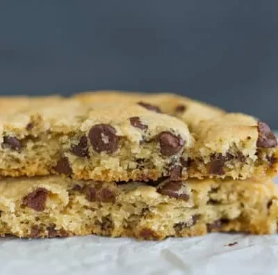 Ultimate Chewy And Thick Chocolate Chip Cookies Recipe