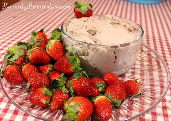 Ultimate Creamy Fruit Dip Recipe