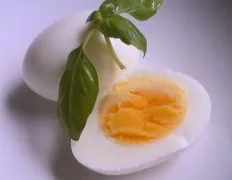 Ultimate Easy-Peel Hard-Boiled Eggs - No Needles Required!