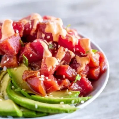 Ultimate Fiery Tuna Poke Bowl Delight