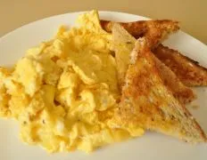 Ultimate Fluffy Scrambled Eggs Recipe for Breakfast Bliss