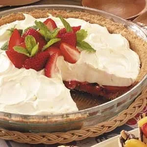 Ultimate Fresh Strawberry Cheesecake Pie Recipe