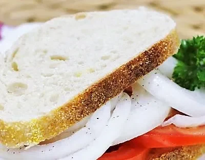 Ultimate Fresh Tomato And Crisp Onion Sandwich Recipe