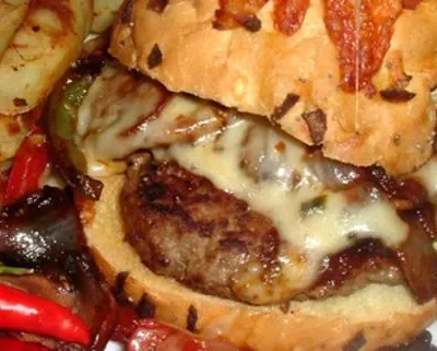 Ultimate Gourmet Beef Burger: The Bergy Delight