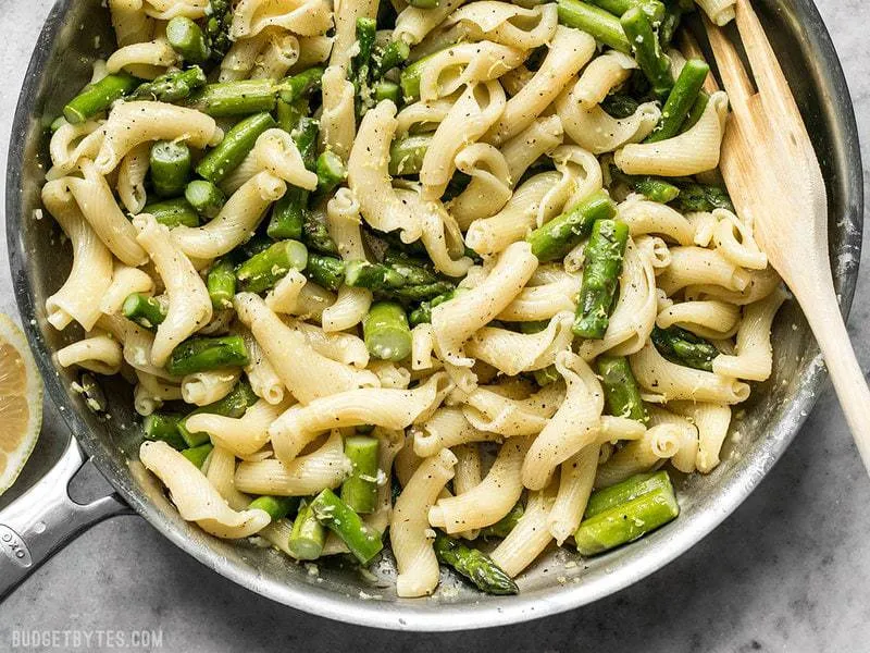 Ultimate Lemon-Infused Asparagus Pasta Delight