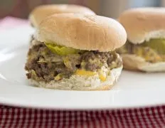 Ultimate Mini Burger Sliders: A Taste Illusion