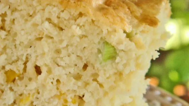 Ultimate Moist and Sweet Cornbread Recipe