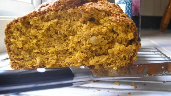 Ultimate Pumpkin Walnut Loaf: A Classic Fall Favorite