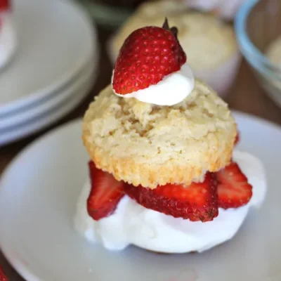 Ultimate Strawberry Shortcake-Inspired Muffin Recipe