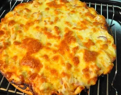 Ultimate Triple-Cheese Bbq Chicken Pizza Delight