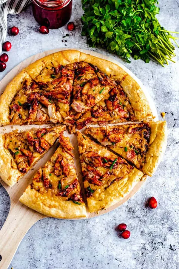 Ultimate Veggie Delight: Cranberry BBQ Pizza Recipe