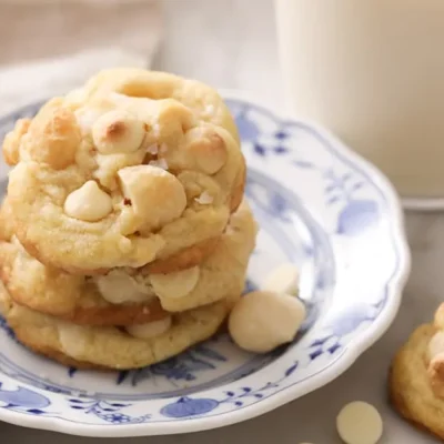 Ultimate White Chocolate Macadamia Nut Cookies Recipe