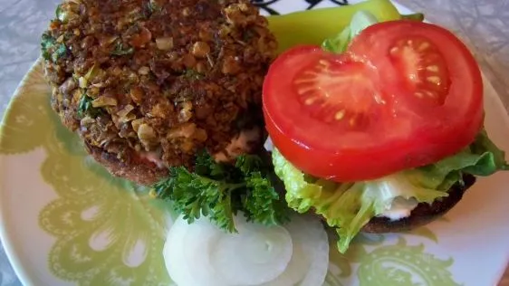 Vegan and Gluten-Free Spicy Veggie Burgers: A Low-Fat Delight