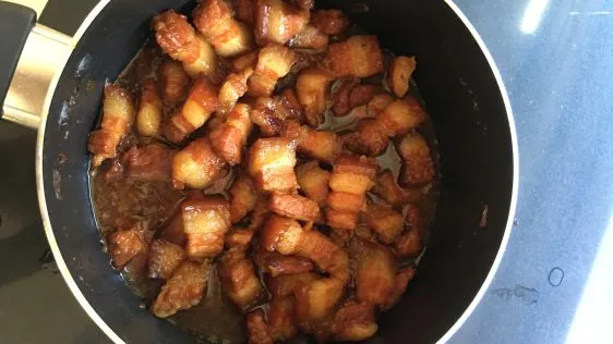 Vietnamese Caramelized Pork Belly (Thit Kho To) Recipe