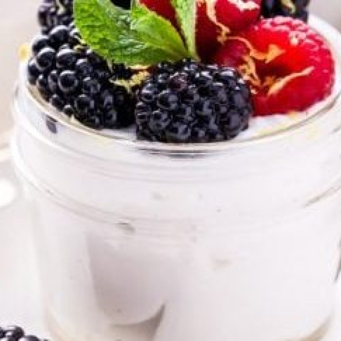 Alouette Berries & Cream And Yogurt Parfait
