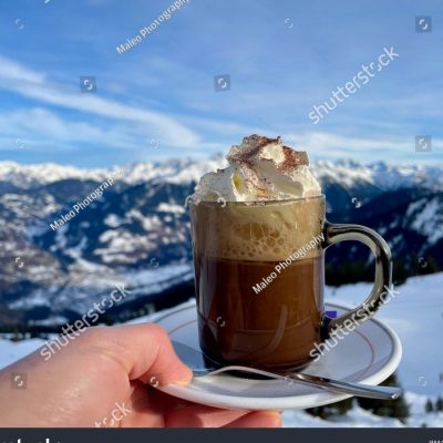 Aprs Ski Holiday Hot Chocolate With