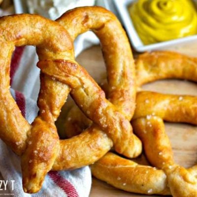 Aunties Delicious Soft Pretzels, Amish