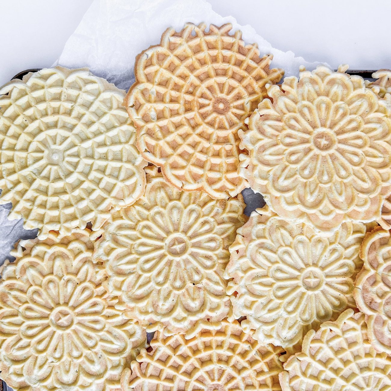 Authentic Italian Pizzelles Recipe with a Vanilla Twist