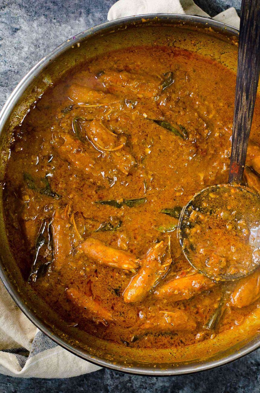 Authentic Sri Lankan Tomato and Prawn Curry Recipe