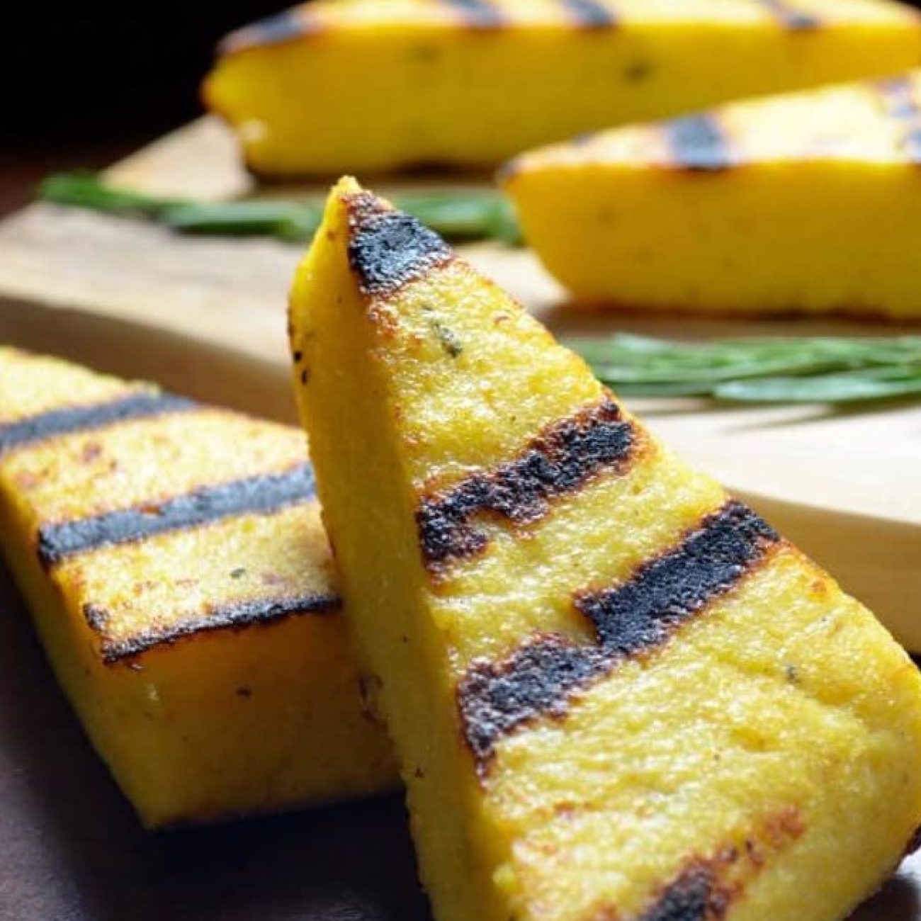 Barbecued Chicken Polenta