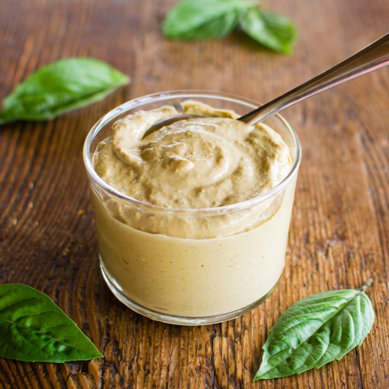 Basil & Sun-Dried Tomato Dip/Dressing