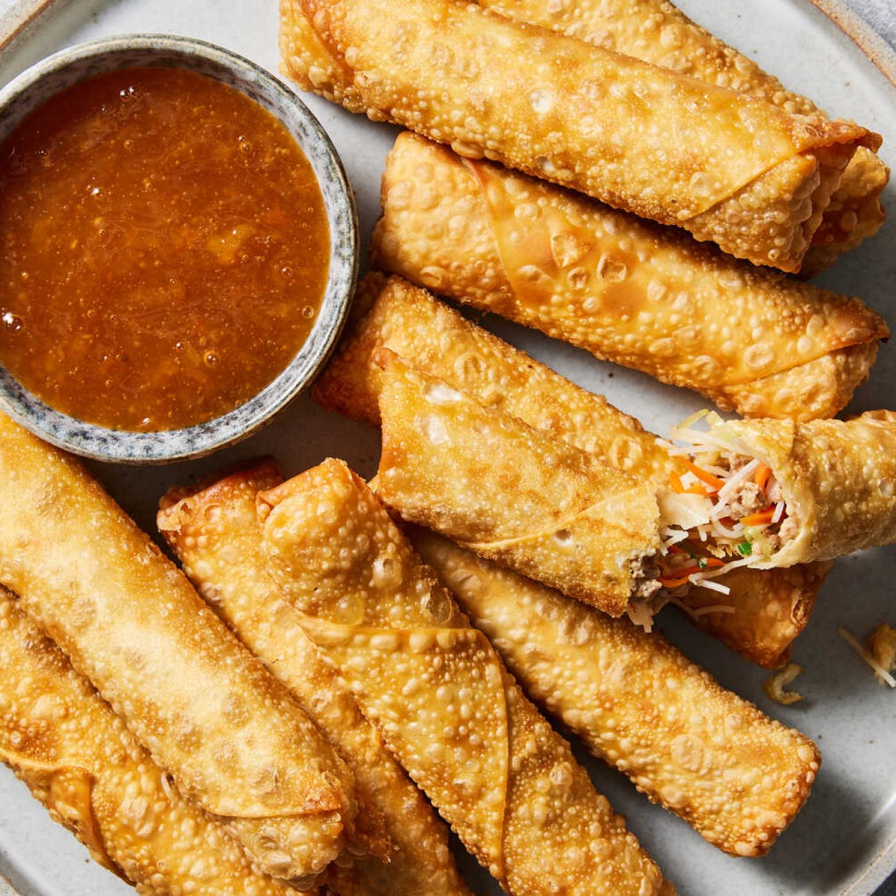 Bbq Chicken Pizza Egg Rolls