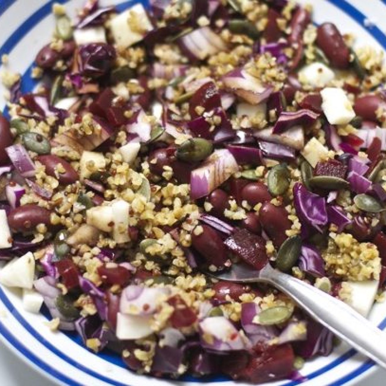 Beetroot, White Bean, and Barley Salad Recipe: A Nutritious Delight