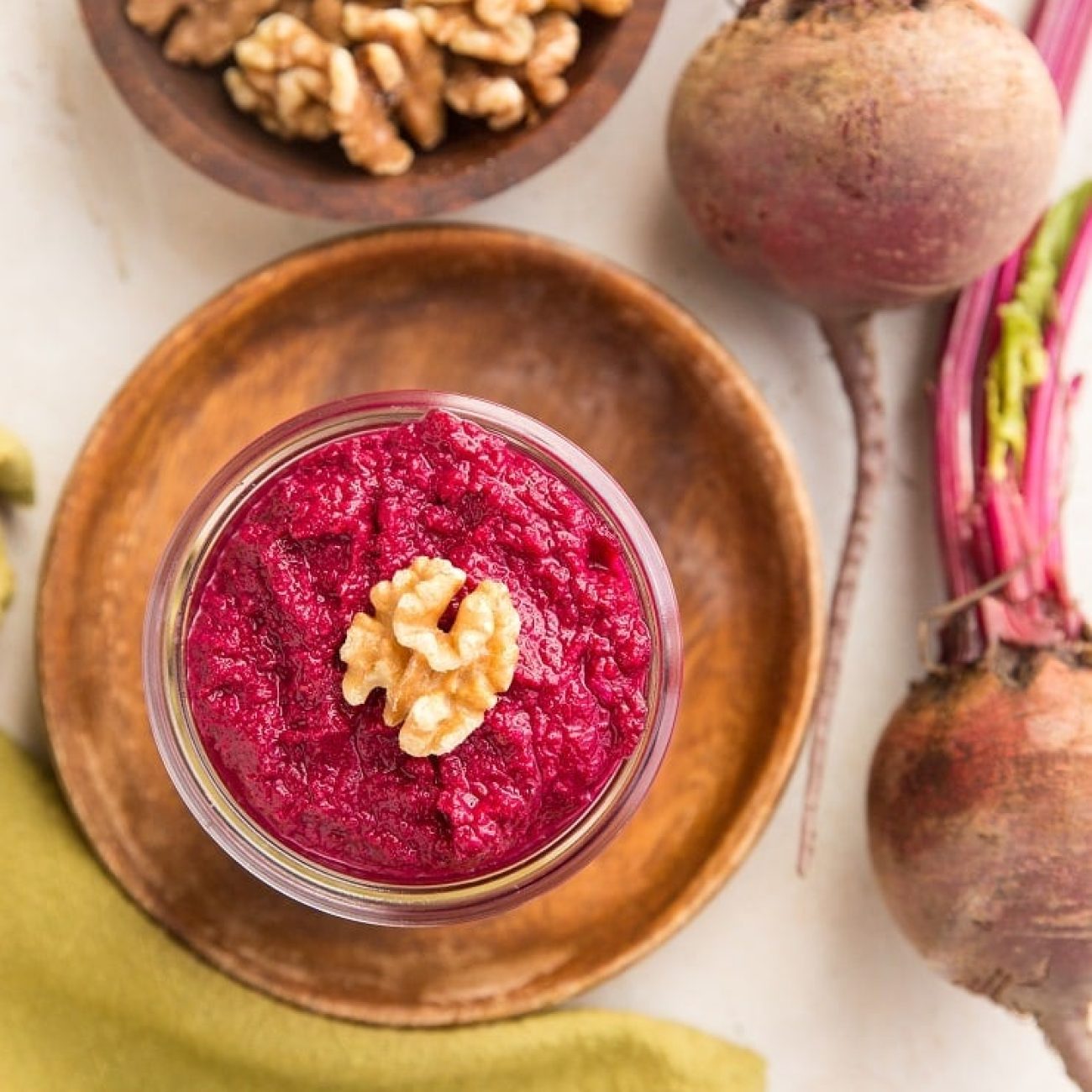 Beets With Walnut-Garlic Sauce