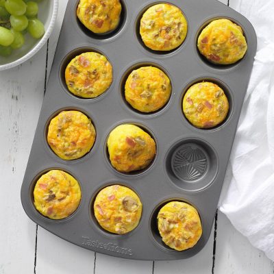 Breakfast Biscuit Cups