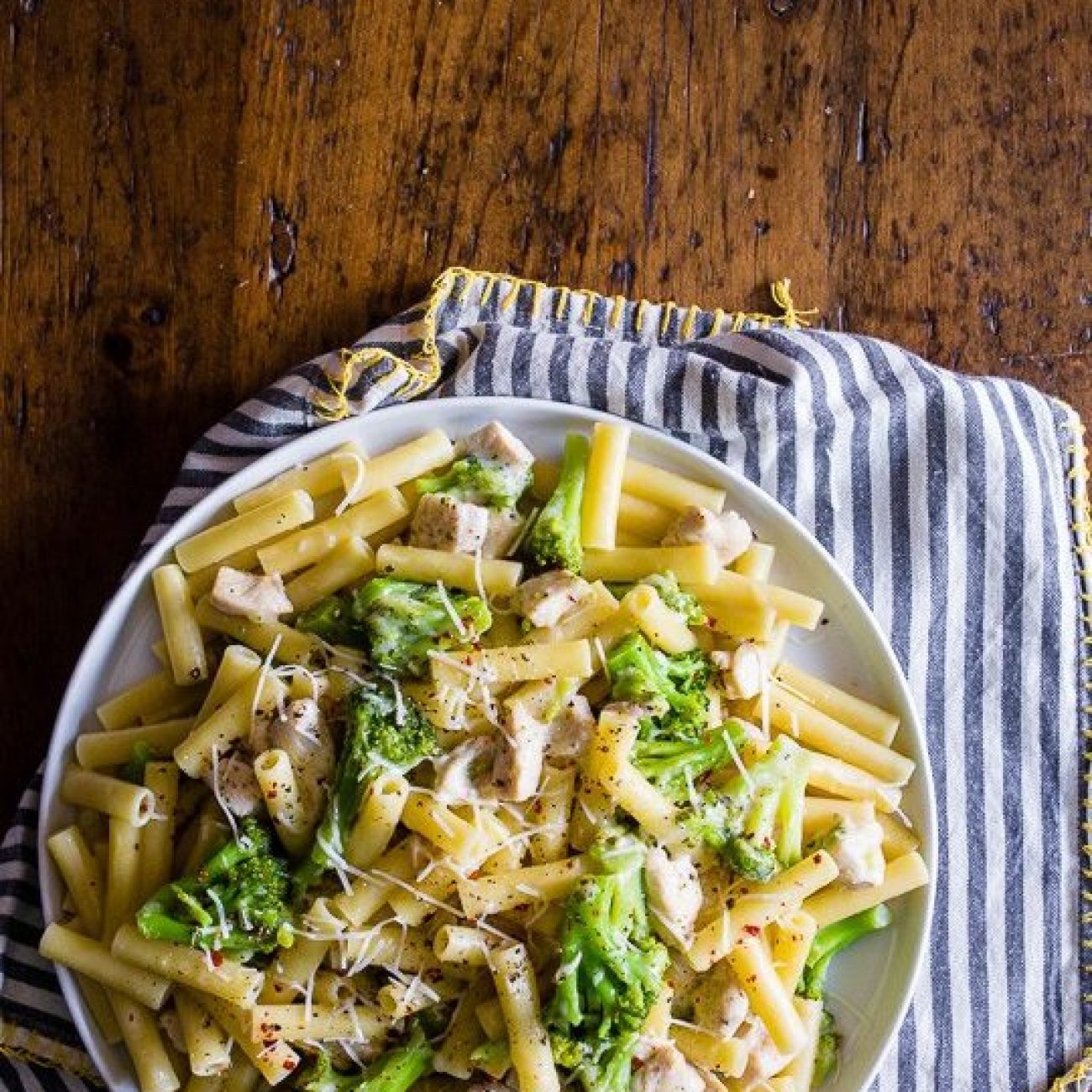 Broccoli With Garlic And White Wine: Broccoli