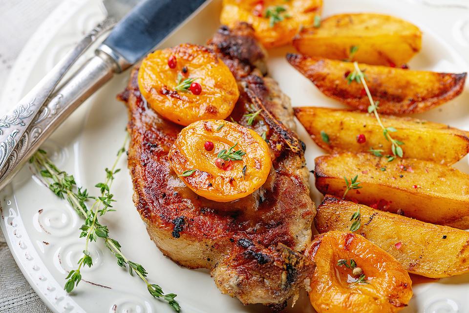 Caribbean Pork Chops With Apricot Sauce