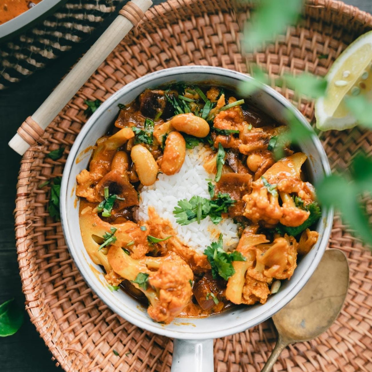 Cauliflower In Coconut Sauce