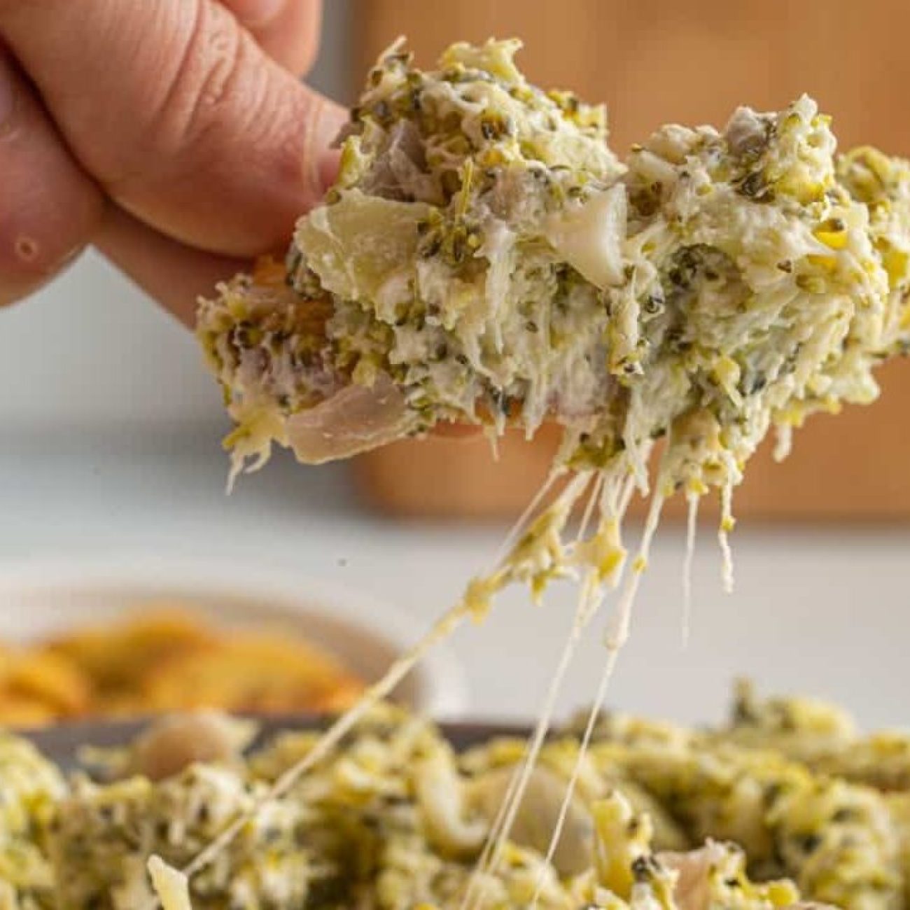 Cheesy Broccoli Dip Recipe: A Warm, Comforting Appetizer