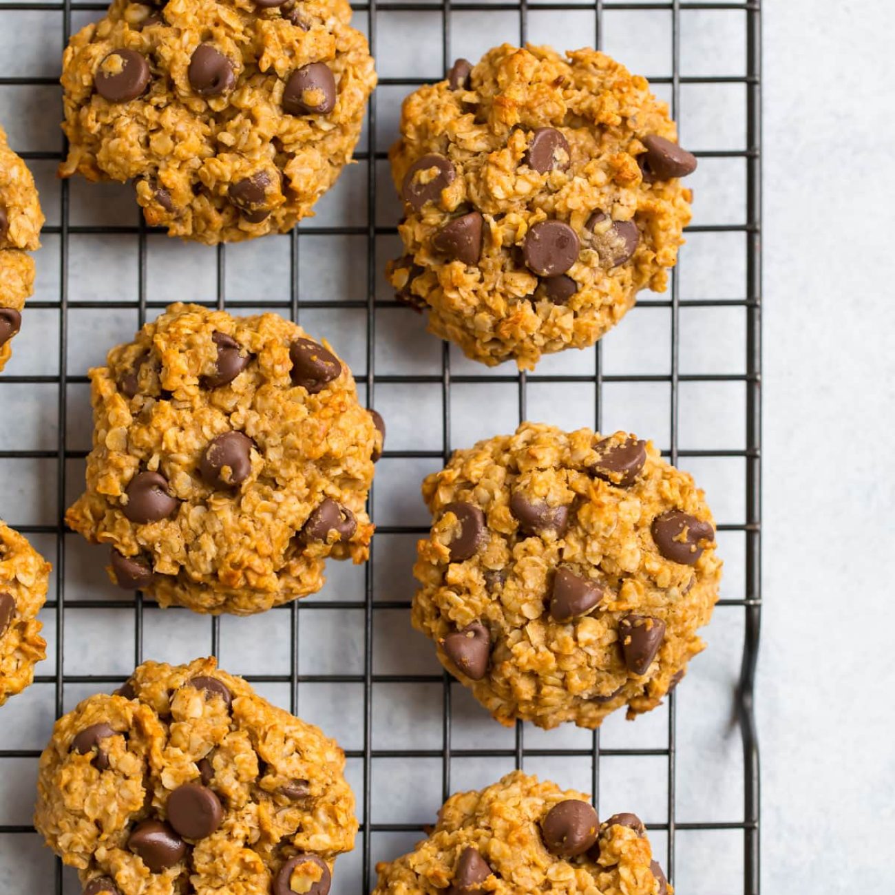 Chewy Raisin Delight Cookies: A Perfect Snack Recipe