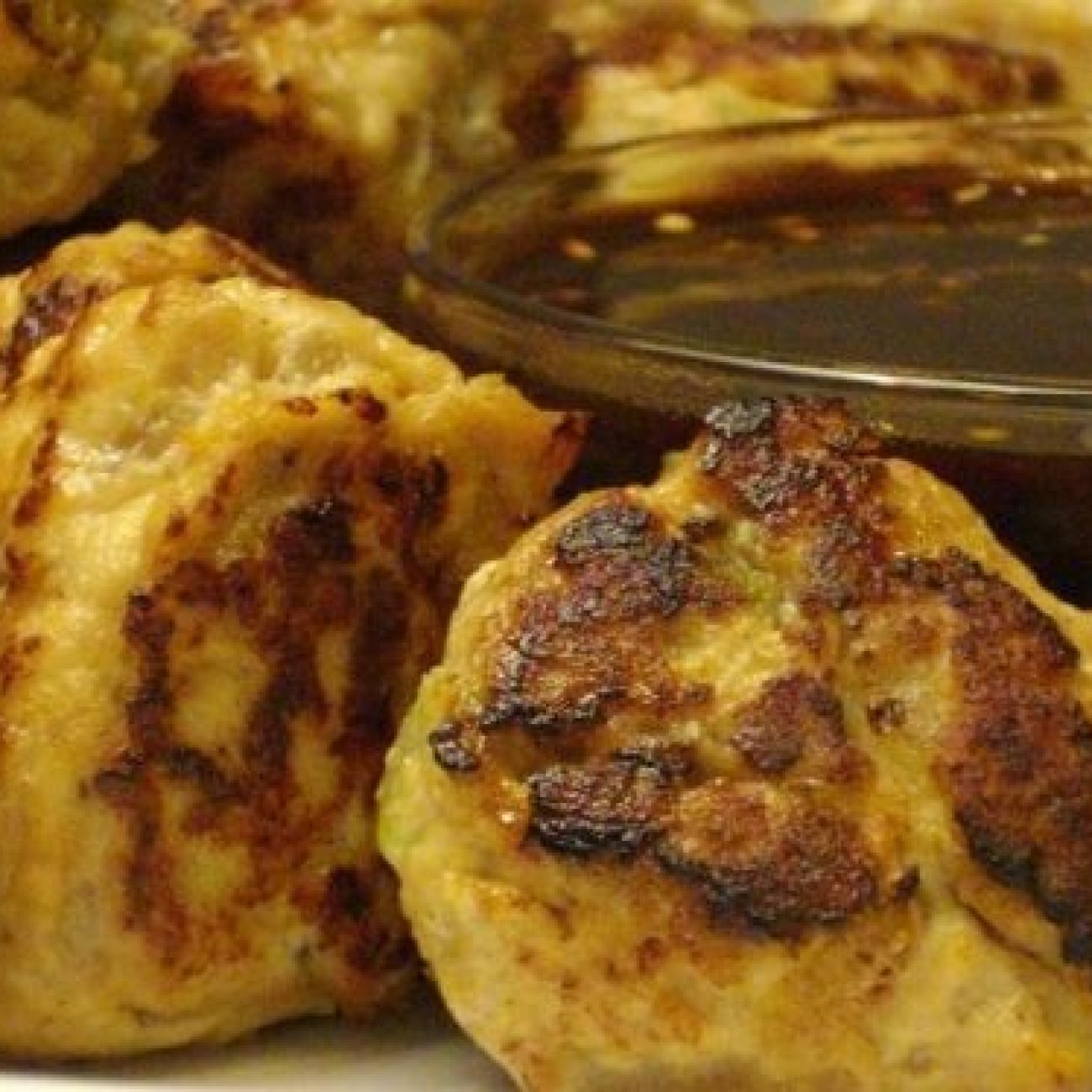 Chicken Balls With Oriental Dipping Sauce