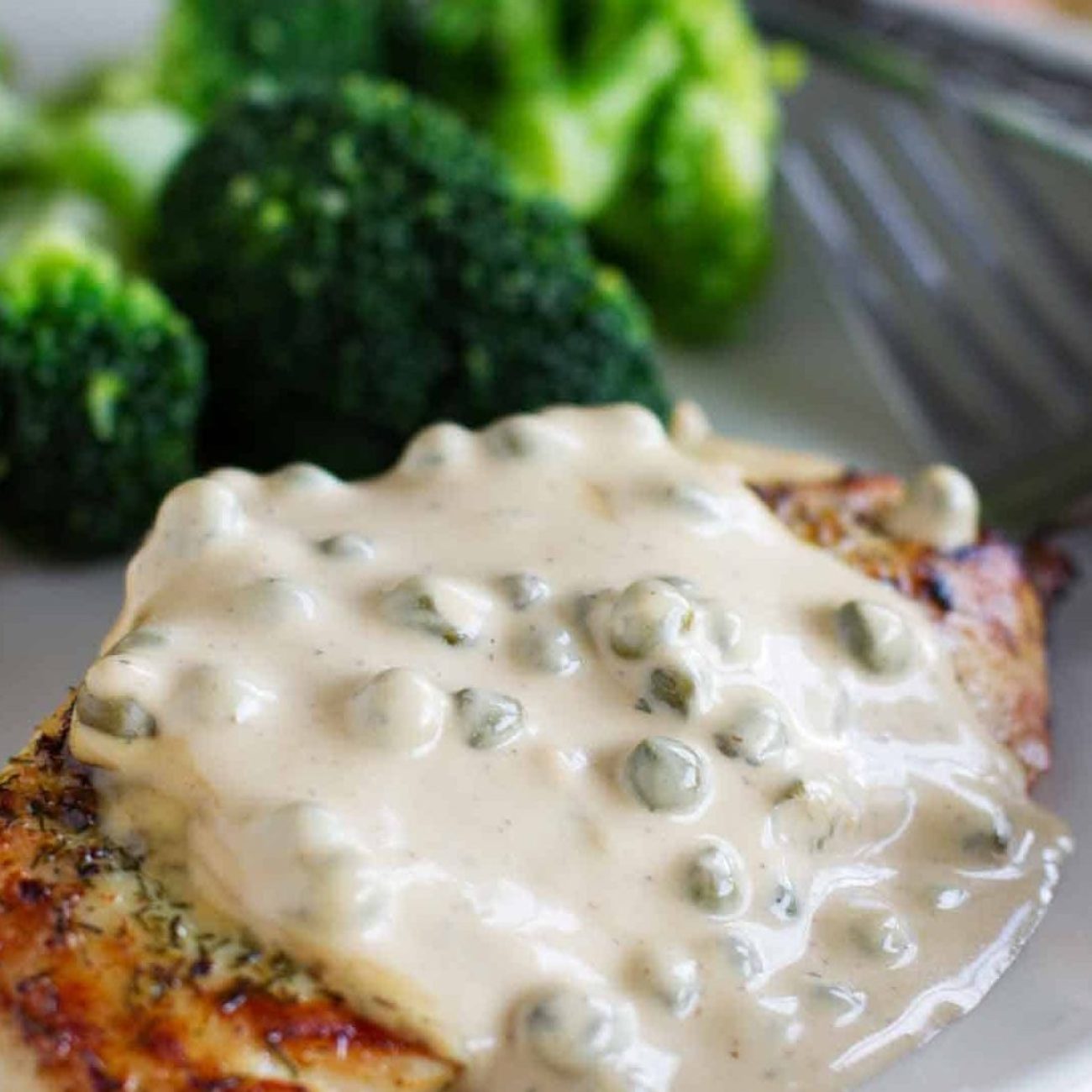 Chicken Breasts In Caper Cream Sauce