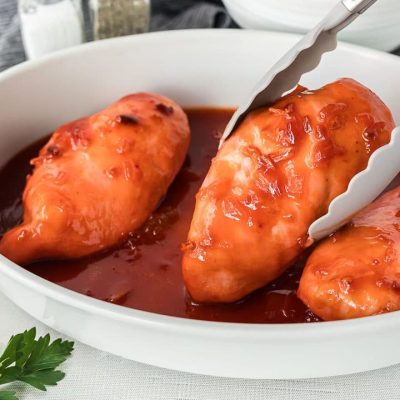 Chicken Breasts With Apricot- Onion Pan Sauce