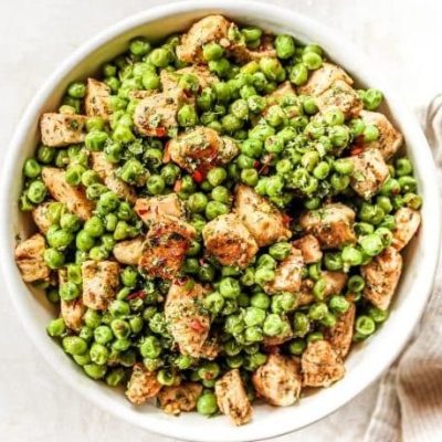 Chicken Breasts With Spicy Mashed Peas